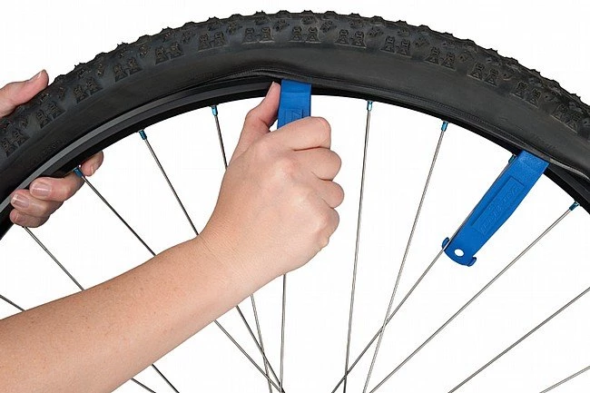 Park Tool TL-4.2 Tire Lever Set 7 Park Tool TL-4.2 Tire Lever Set - Image 5